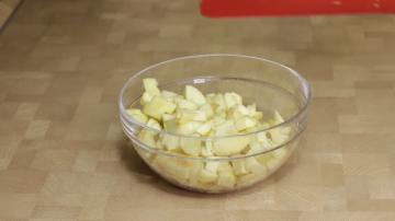 Oavsett hur mycket jag baka pajer med äpplen, alla små. Apple bakverk från ostmassa deg