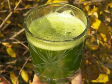 Medicinalest grön cocktail från Neumyvakina