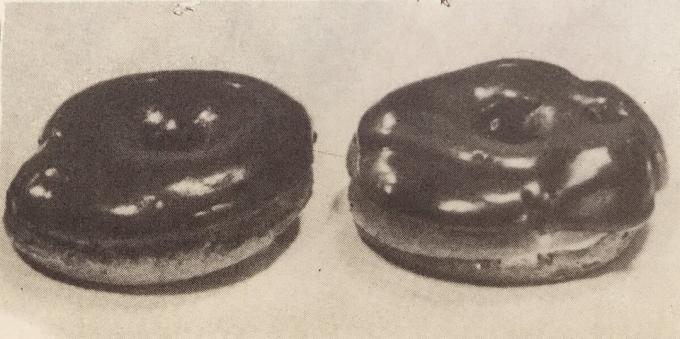 Kaka "Choux ring med grädde." Foto från boken "Produktion av bakverk och kakor," 1976