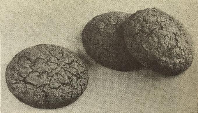  Bakverk "mandel". Foto från boken "Produktion av bakverk och kakor," 1976
