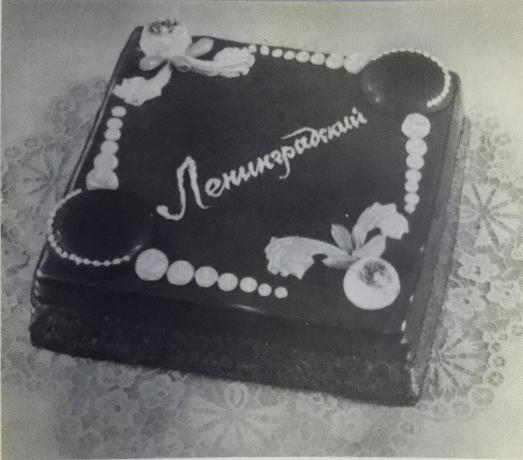 Cake Leningrad. Foto från boken "Produktion av tårtor och pajer," 1976 