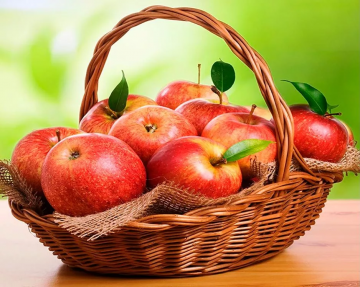 Rätter tillagade av äpplen, som kommer att överraska enkel beredning och utmärkt smak