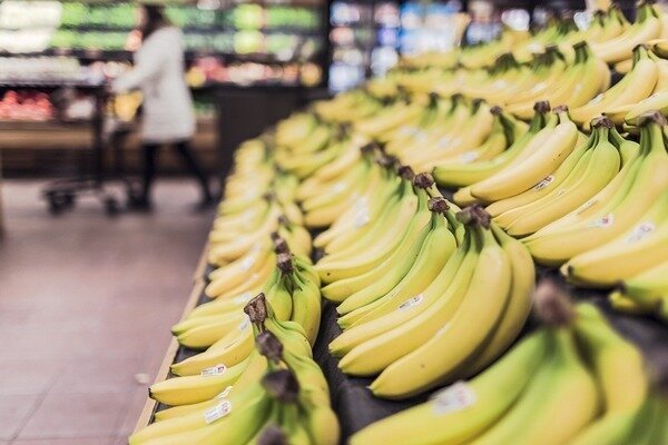 När du köper bananer och andra frukter, inspektera dem noggrant. (Foto: Pixabay.com)