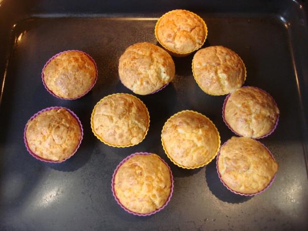 Bild tagen av författaren (muffins redo)